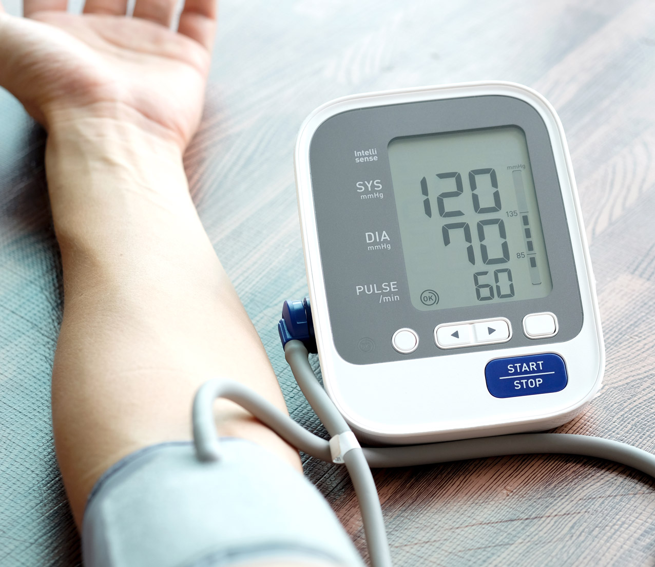 Langzeit Blutdruckmessung - 24 Stunden Blutdruck Messung - Internisten Winterhude Hamburg
